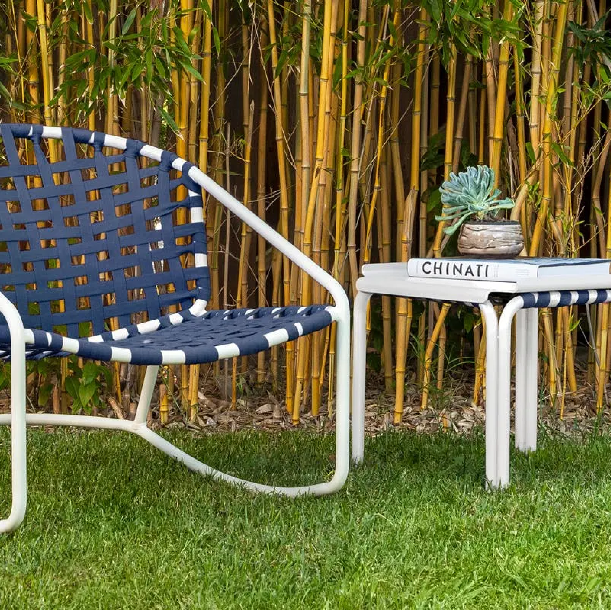 Kantan Motion Lounge Chair Set