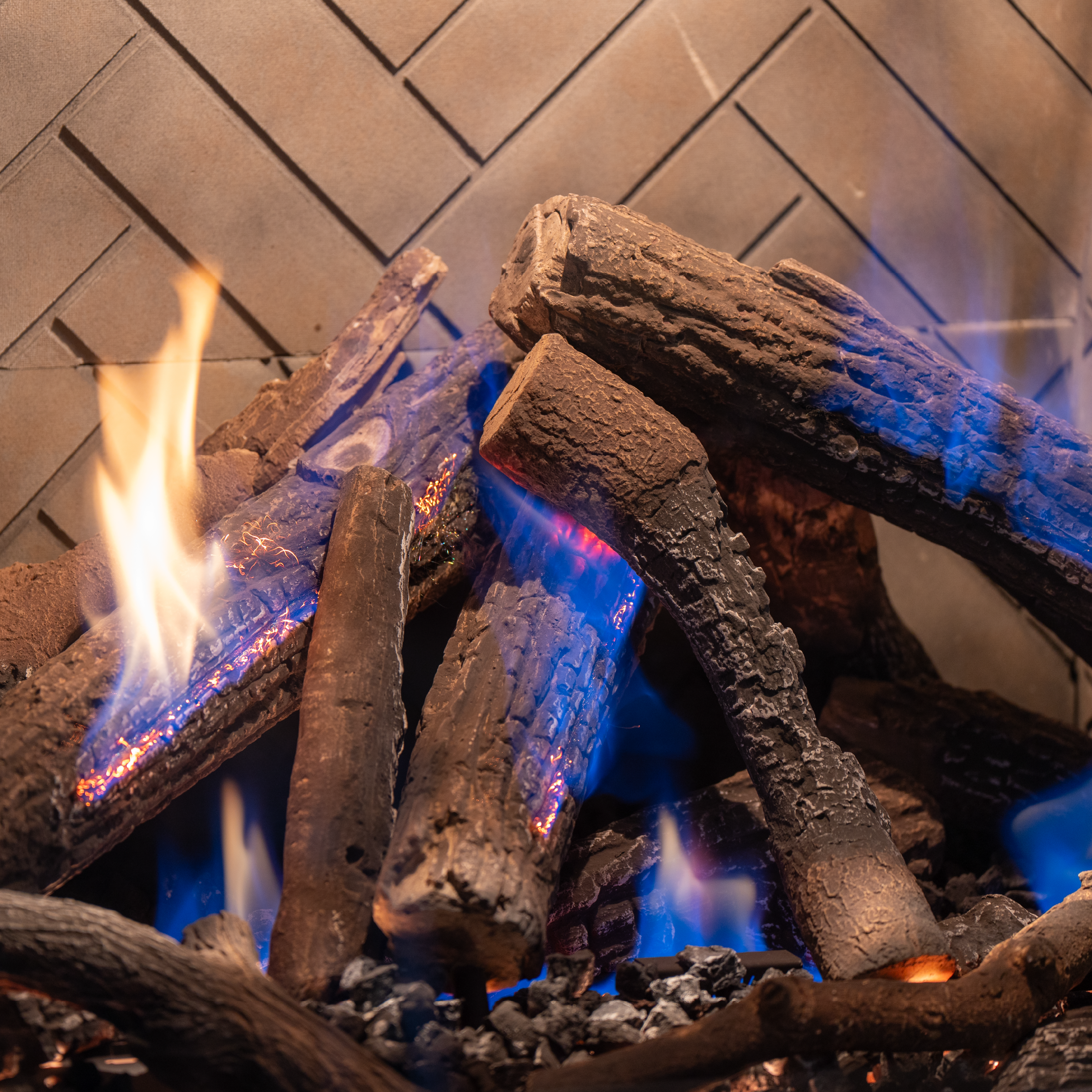 Wilderness Log Set for Ortal Fireplaces