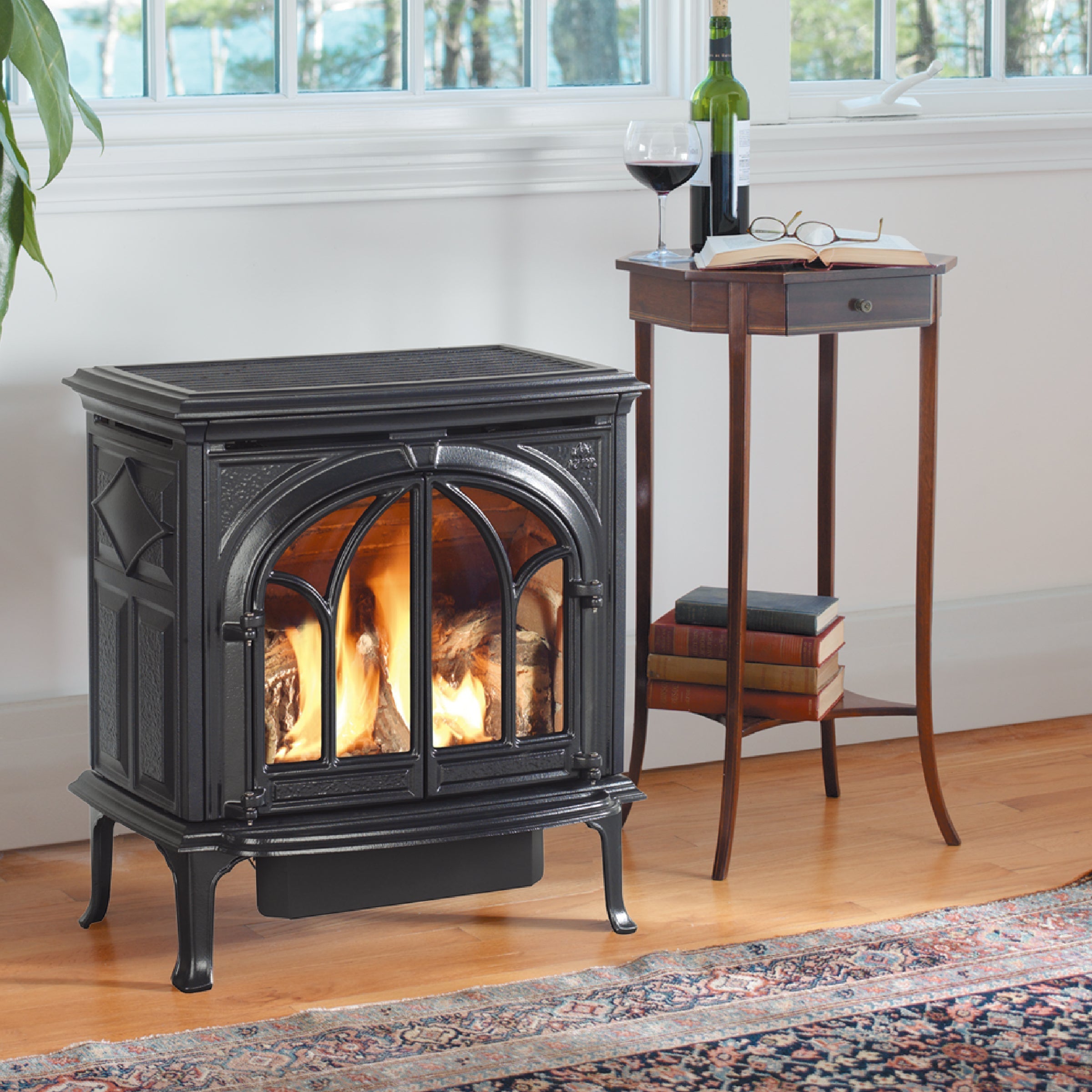 Traditional IPI Gas Stoves by Jotul