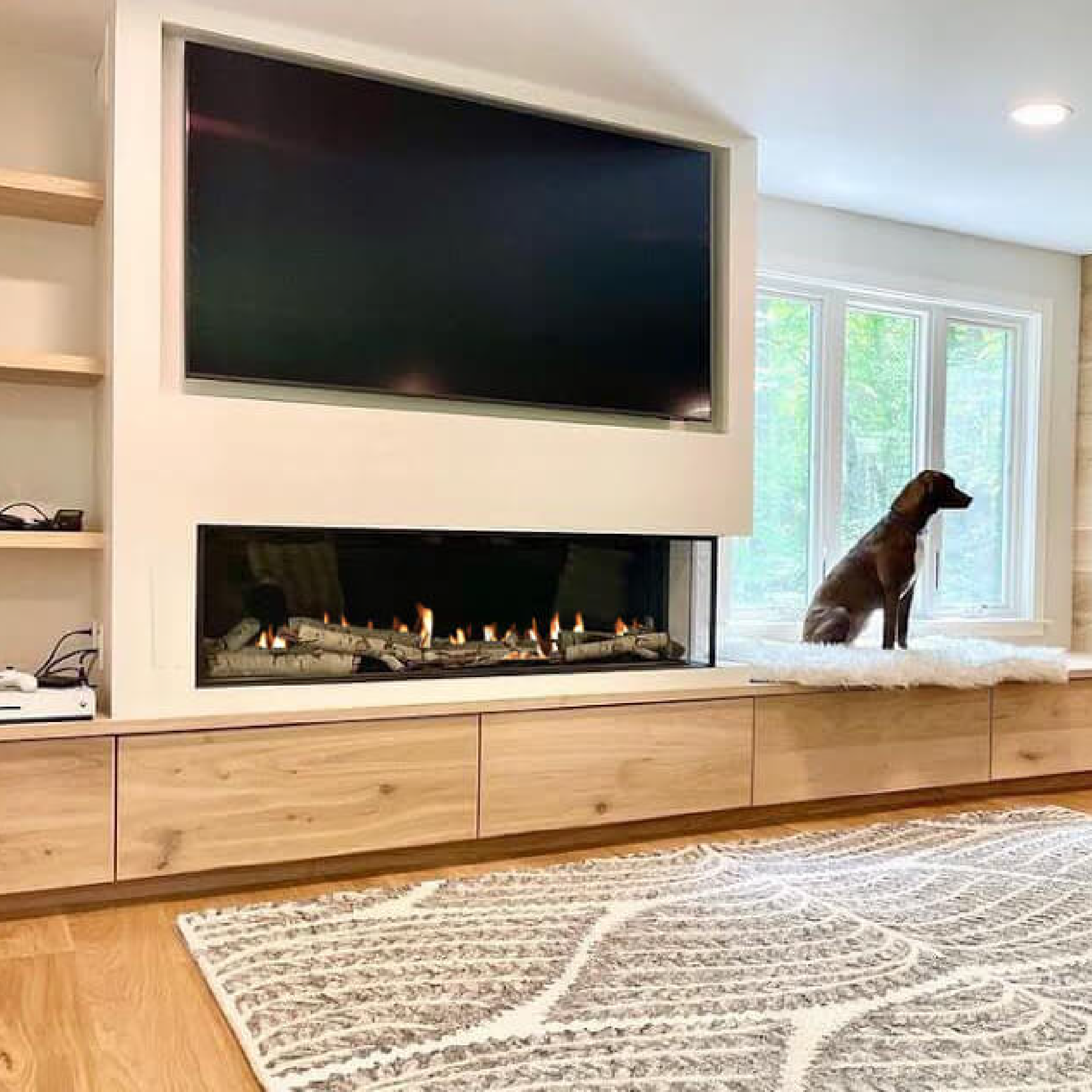 Right Corner 24" High Glass Height Fireplace