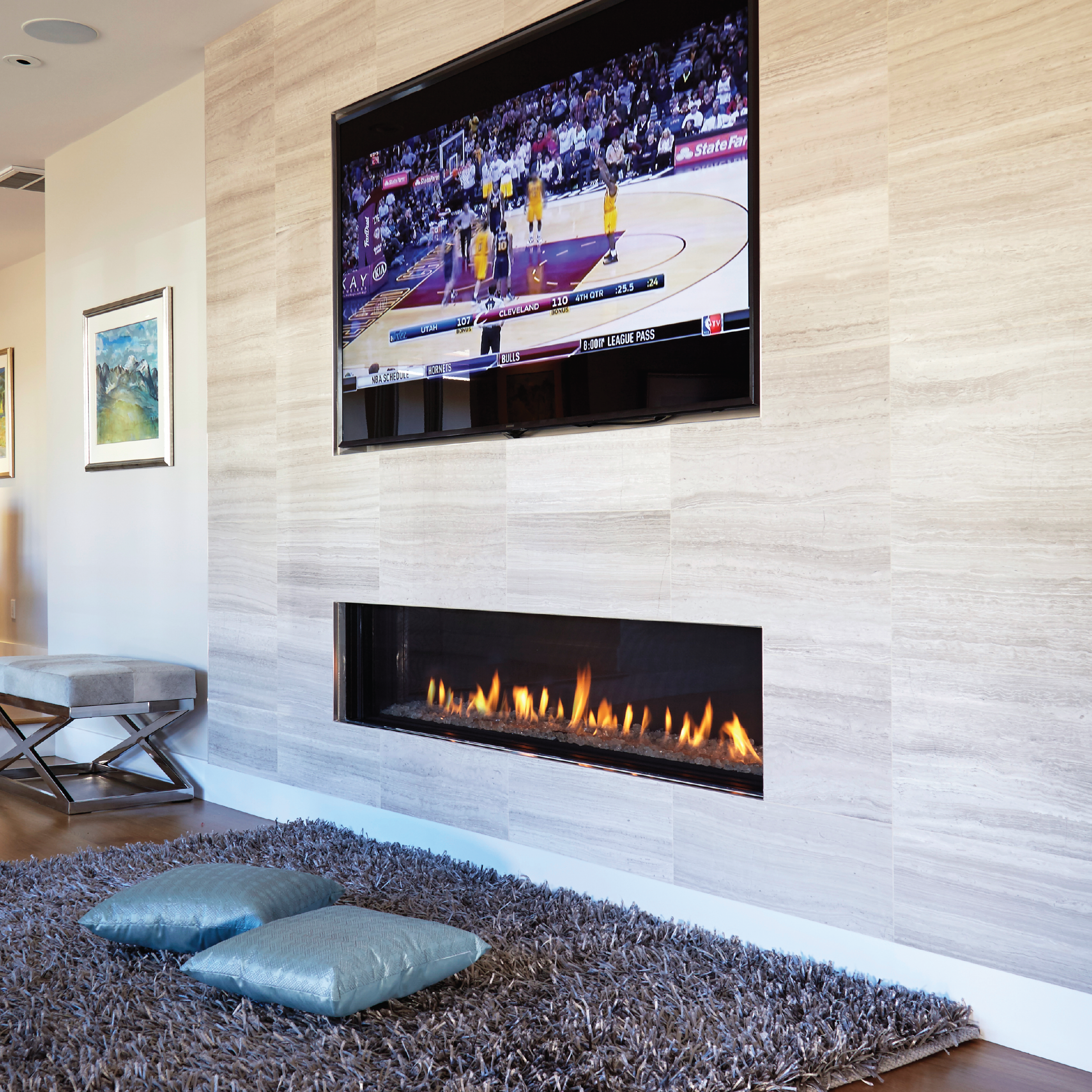 Front Facing Fireplace with Standard Burner and Double Glass