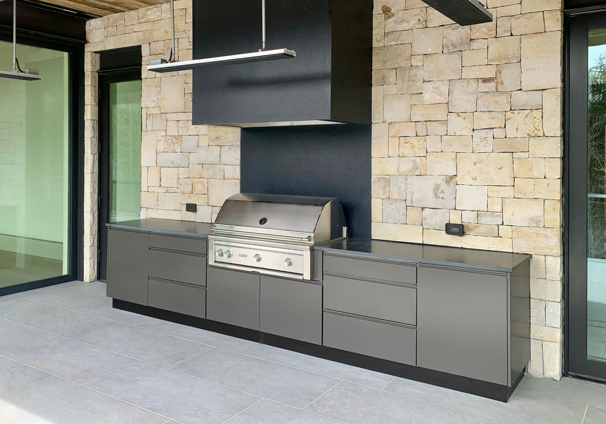 Brown Jordan Outdoor Kitchens | Custom Stainless Steel Kitchen Cabinets