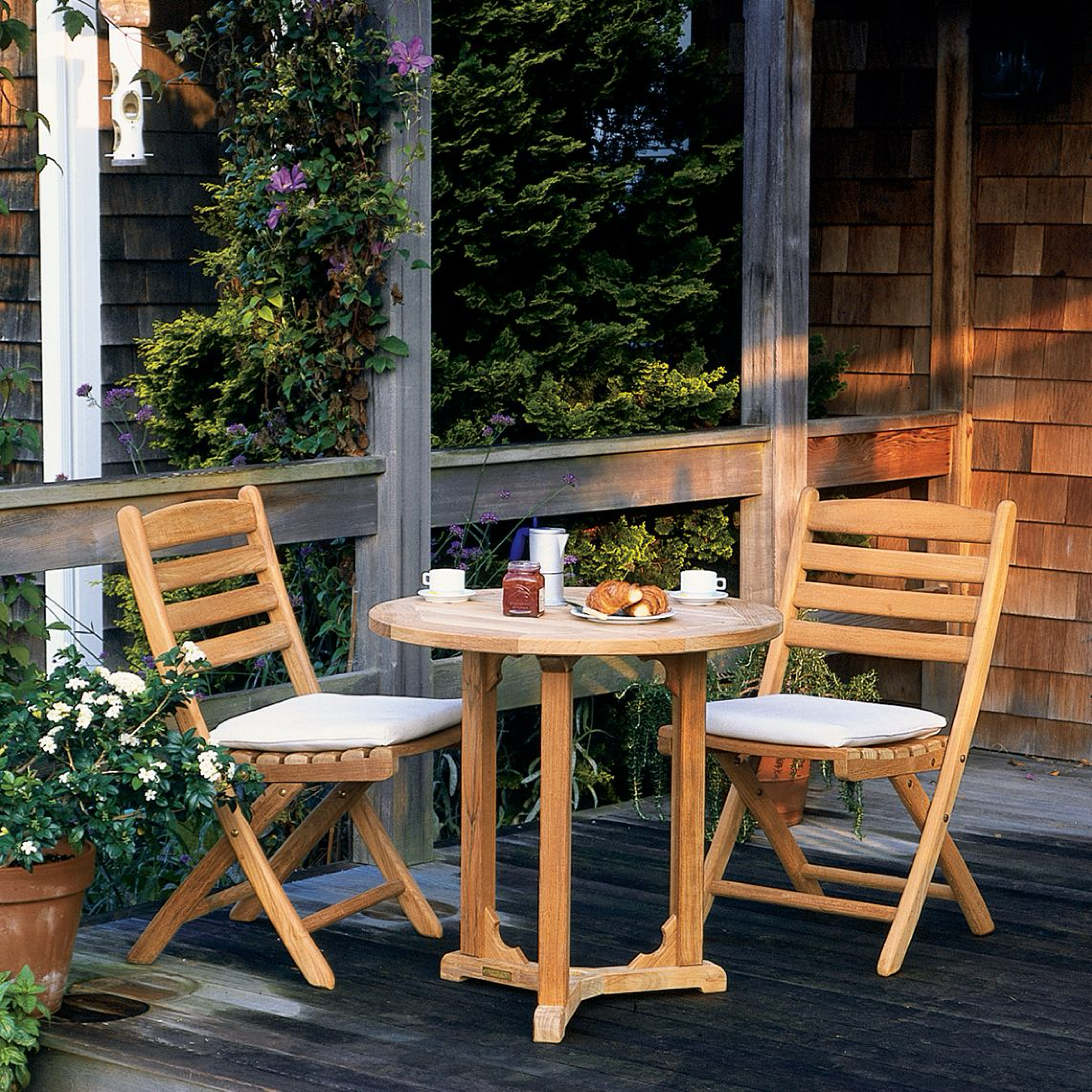 30in Teak Round Bistro Table